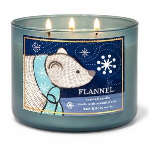 Bath & Body Works Flannel 3 Wick Scented Candle Cozy Polar Bear